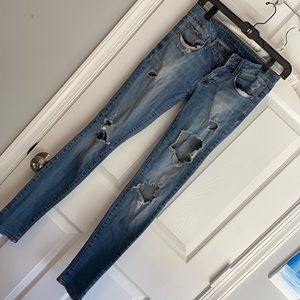 Bullhead Black ripped “Skinniest” jeans